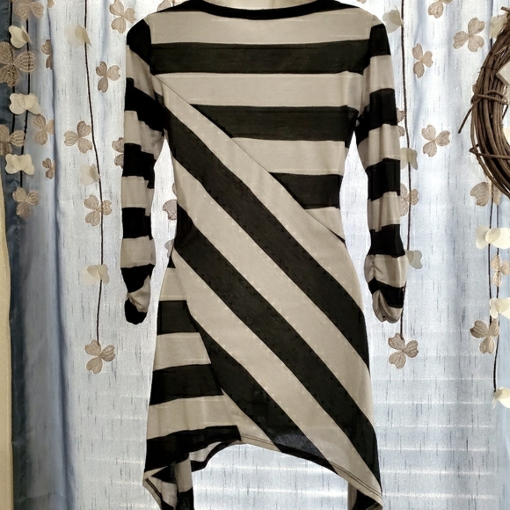 Black & White Asymmetrical Tunic